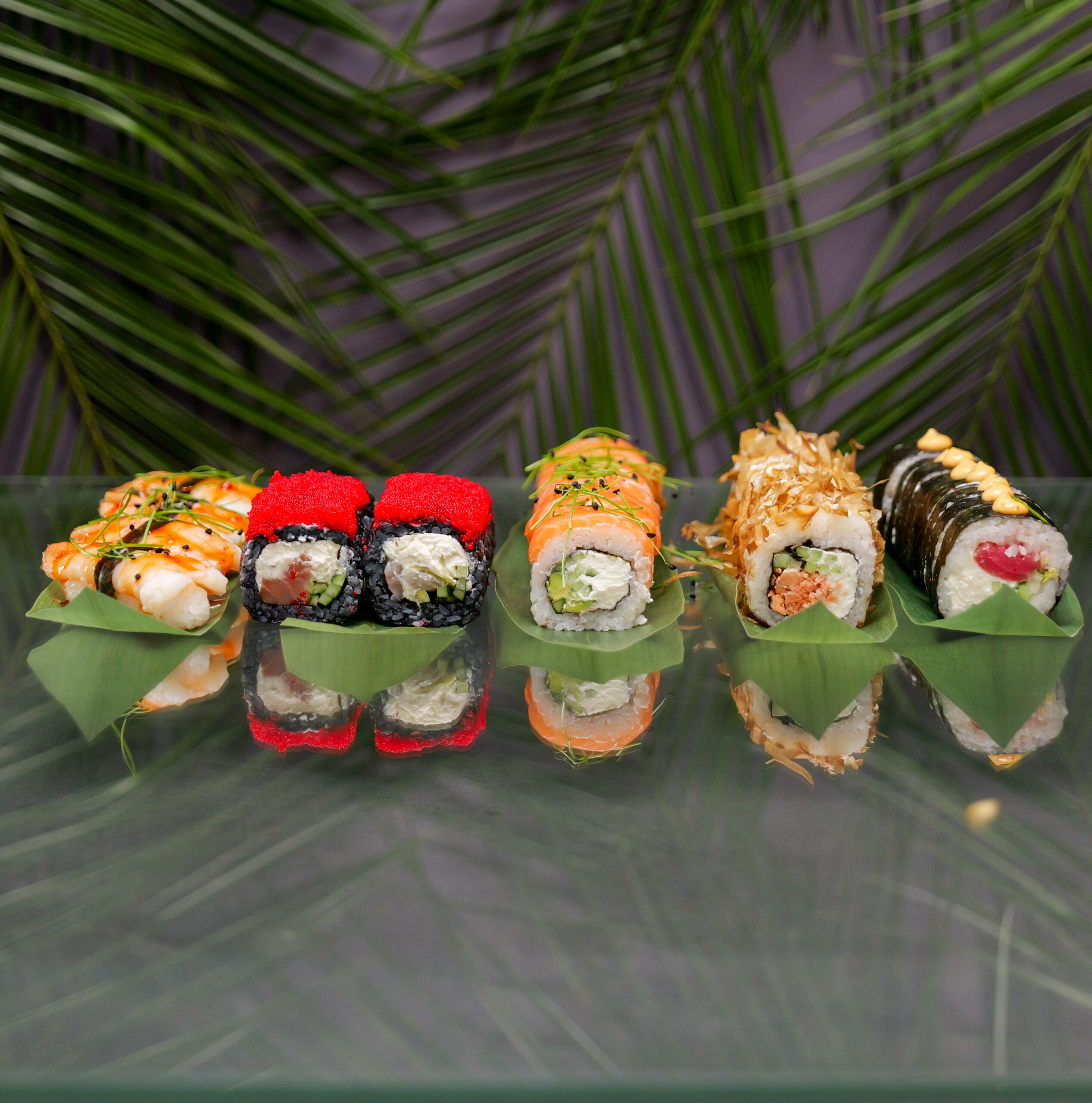 fudzi-syake-tajko-bonito-syakefiladelfiya-losos-futomaki-maguro-nigiri-krevetka-4-sht.-4-scaled Фудзі