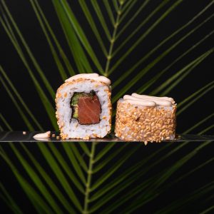 Каліфорнія кунжут лосось копчений